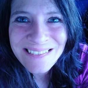 Meet your Posher, Tania